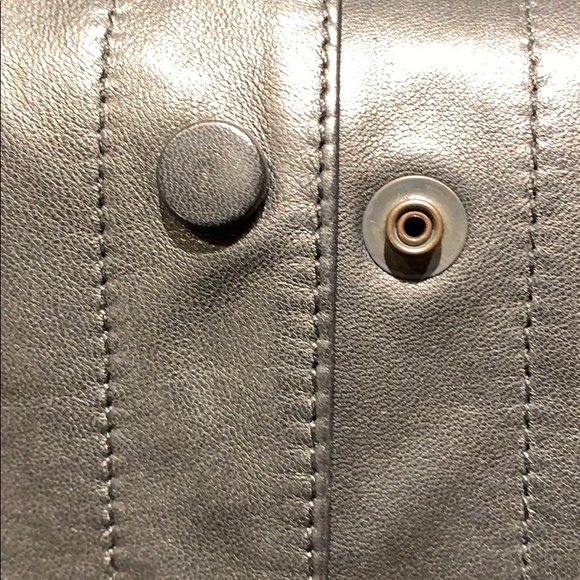 ARMANI COLLEZIONI leather jacket. Size 8. - Picture 2 of 7